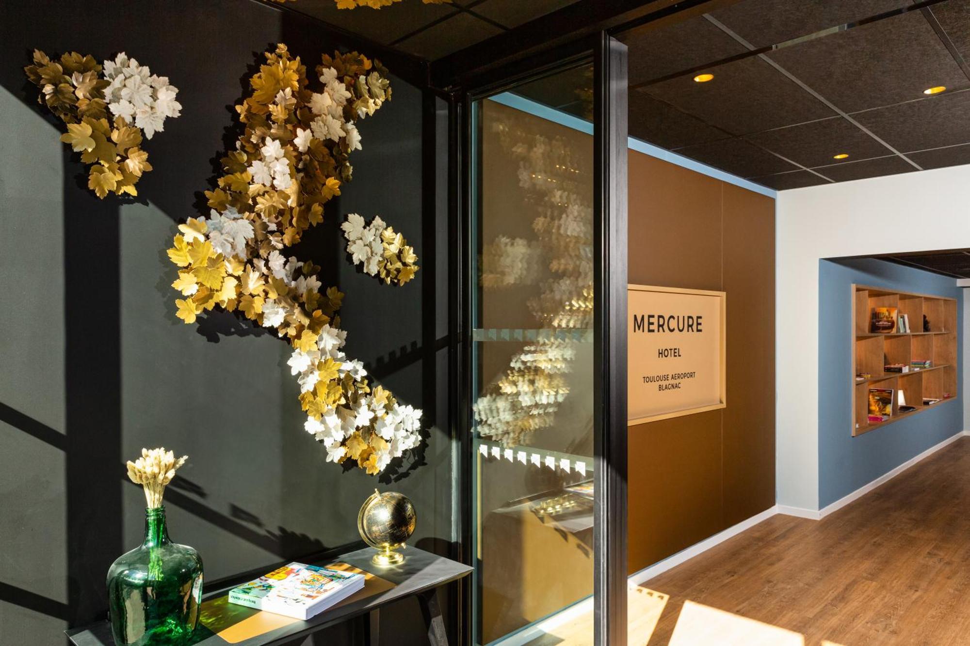 Mercure Toulouse Aeroport Blagnac Buitenkant foto