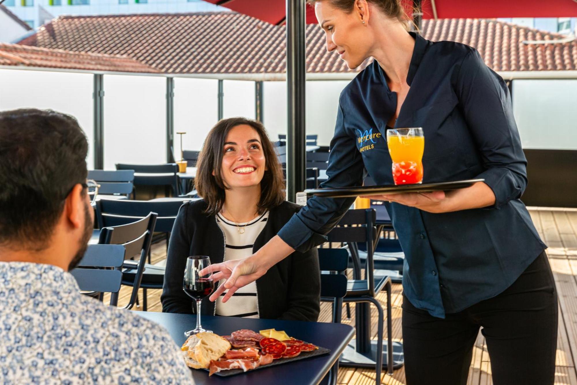 Mercure Toulouse Aeroport Blagnac Buitenkant foto