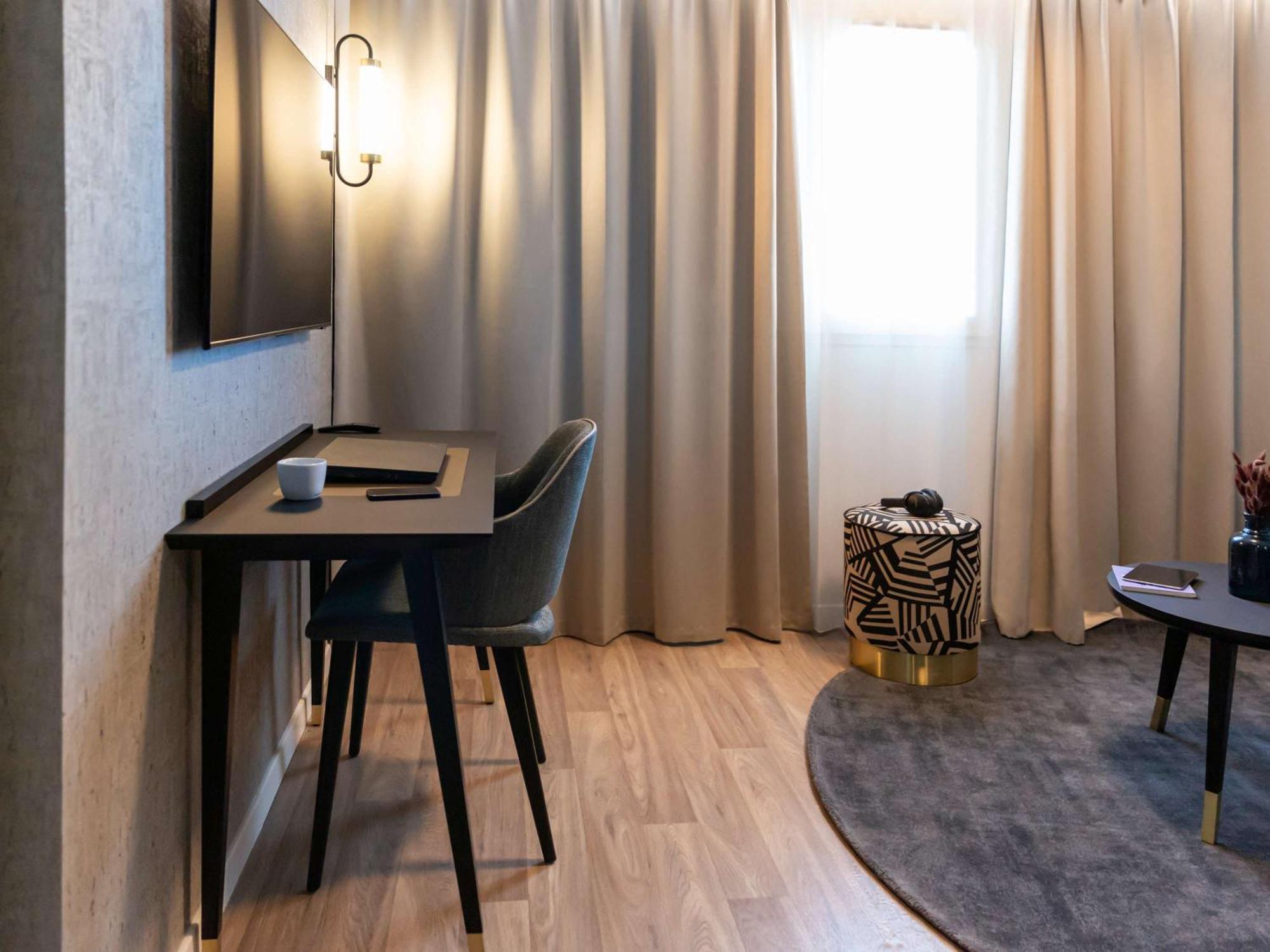 Mercure Toulouse Aeroport Blagnac Buitenkant foto